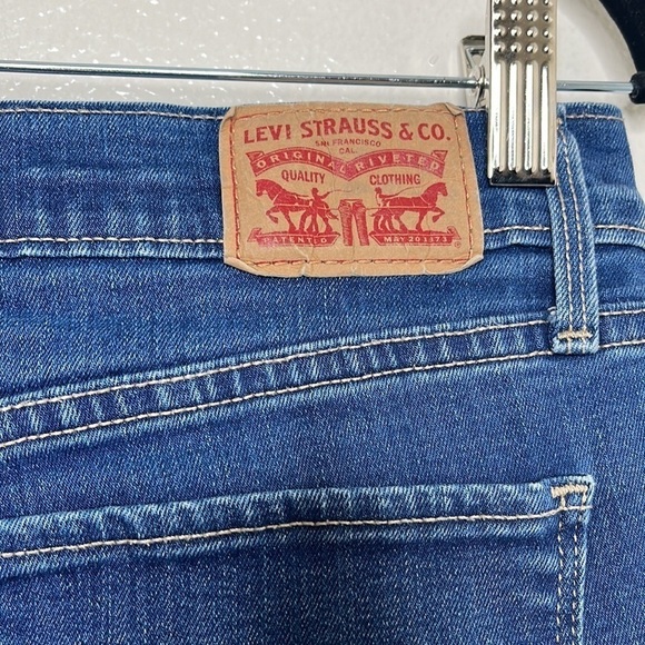 Levi's 515 Medium Wash Bootcut Jeans Women's Sz 8 T-12 - Picture 4 of 6